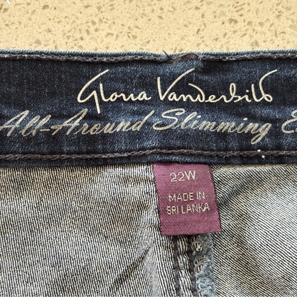 Gloria Vanderbilt Jean Shorts Womens Plus Sz 22W Stretch Denim Comfort Slimming - Picture 5 of 14
